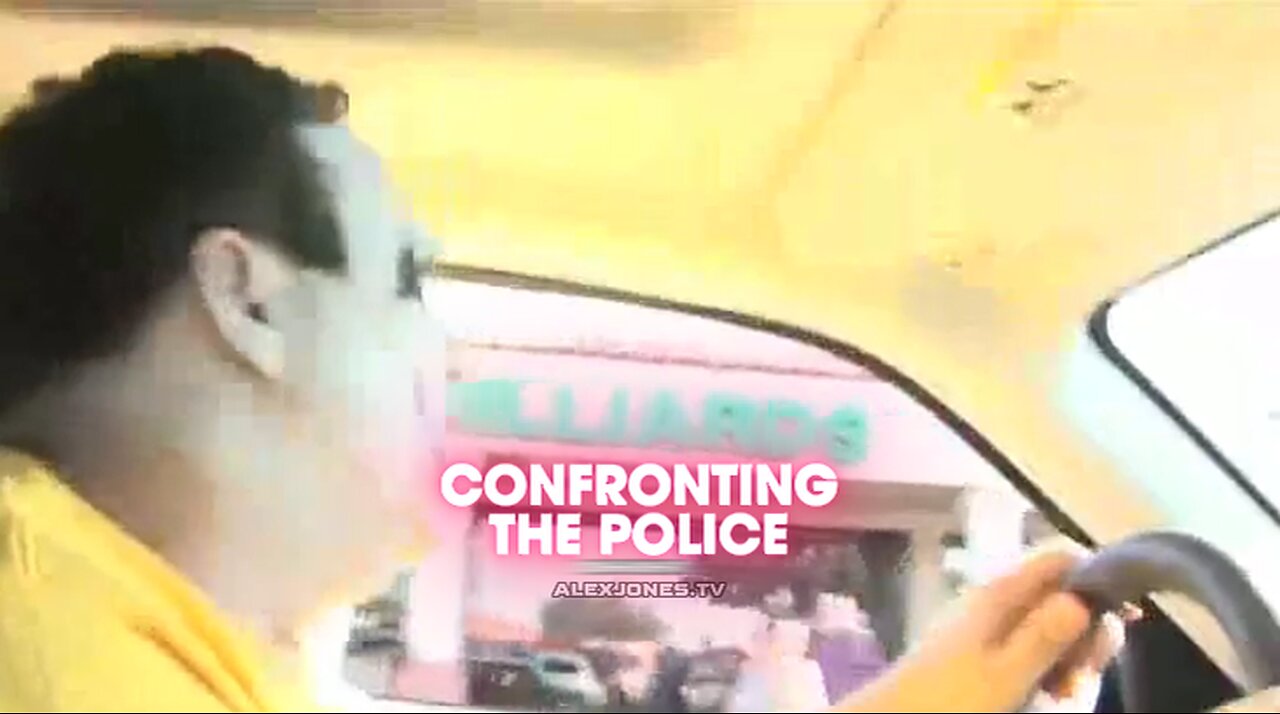 Alex Jones Confronts The Police as Joker - 2009