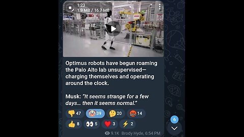News Shorts: Unsupervised Humanoid Robots