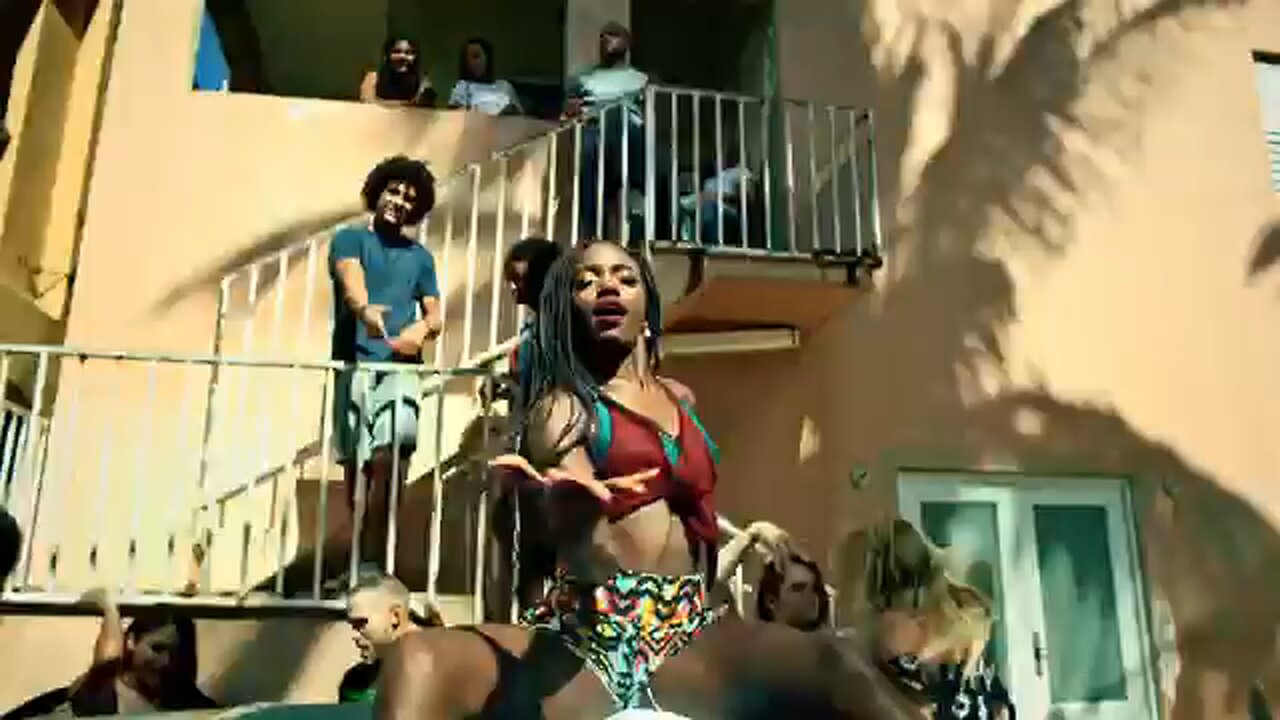 Luis Fonsi - Despacito ft. Daddy Yankee