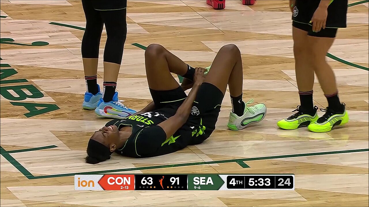 🫣 Rookie Lottery Pick Malonga has 2 INJURY SCARES in 4th QTR of blowout | WNBA women's basketball
