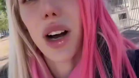 Singer Avery warns against big pharma's ozempic!!!