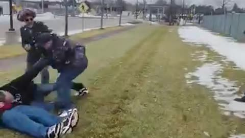 Zac x was clocking ⏰️ them 😅💥💪