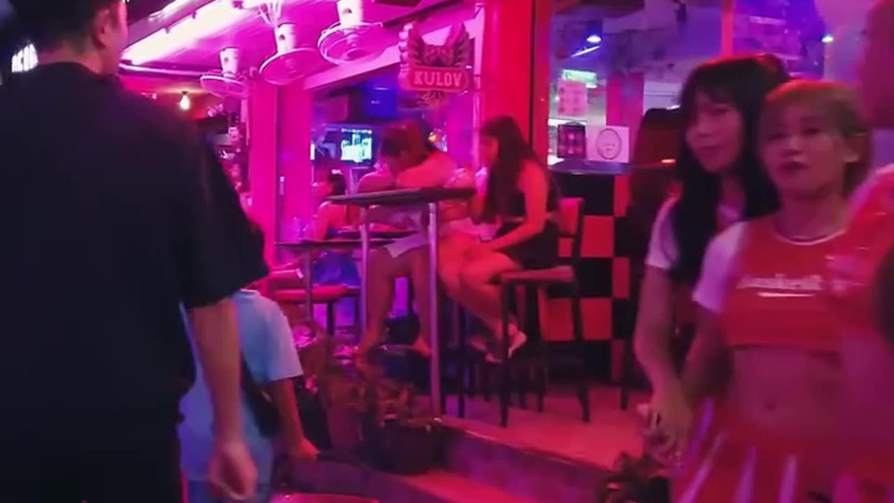 Thai nightlife with pretty girls and freelancers. #46