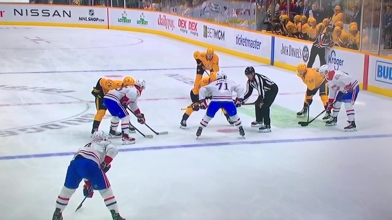 Habs #55 Michael Pezzetta vs. Preds. #8 Andreas Englund 🤜🏻🤛🏻