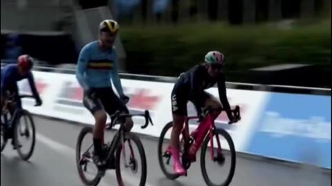 2024 WORLD CYCLING CHAMPIONSHIPS Women's Elite race finish!