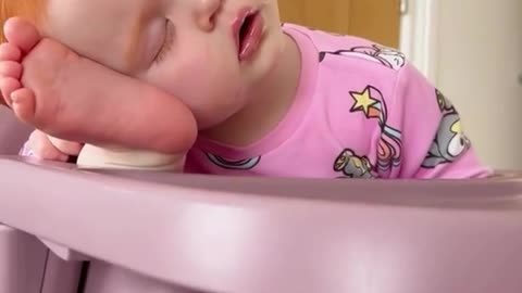 Baby sleeping style