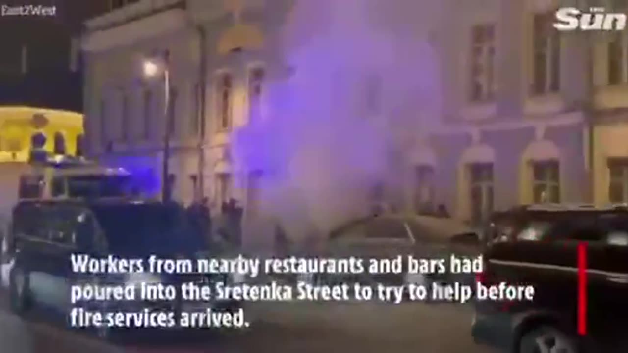 ONE OF VLADIMIR PUTIN'S LIMOS BLOWS UP 💥 IN MASSIVE EXPLOSION ON MOSCOW STREET