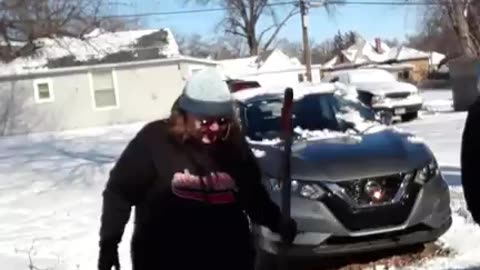 Two Floridians in the snow part 2