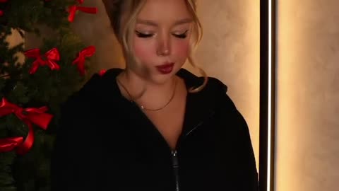 🤶🍒 Getting In Uniform 💯🔥