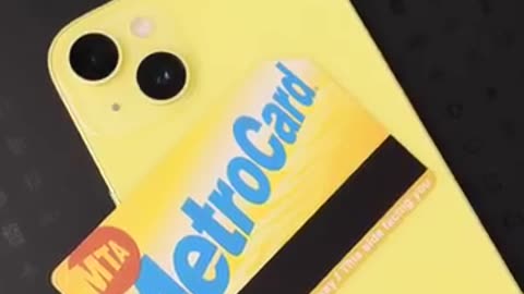 Incredible: The Yellow iPhone 14: Love it or Hate it?