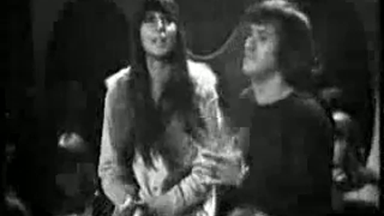 I Got You Babe - Sonny and Cher Top of the Pops 1965 .