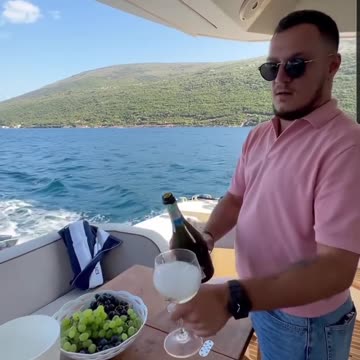 Gastoz i ANdjela - Iznenadjenje