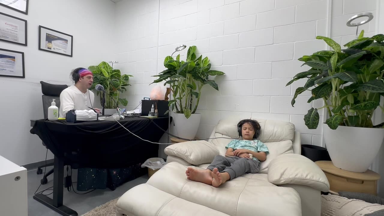 Hypnotherapy Brisbane _ 7-Year-Old Faces Fears & Grows Brave