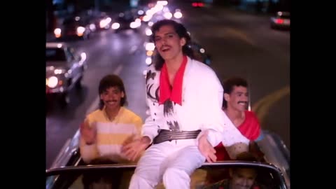 DEBAEGE- RHYTHM OF THE NIGHT (OFFICIAL MUSIC VIDEO )