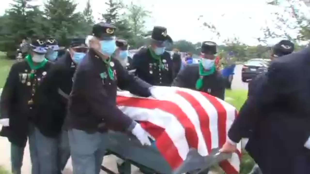 First solider buried at Great Lakes Cemetery