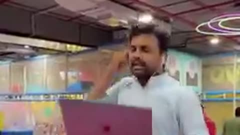 Ashish Comedygamfice Colletion