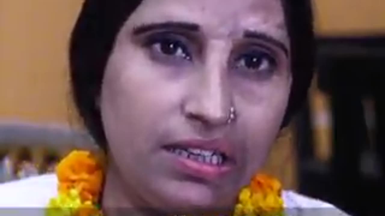 インド、アーグラ。配偶者、恋人からの酸攻撃を受けた女性が働く場所