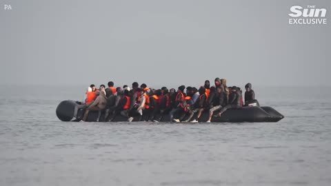 More than 1,100 migrants cross to UK in packed dinghies as Starmer 'loses control of border'