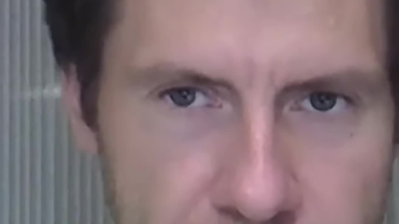 Discover the art of reading and exploiting weak players with creative flair