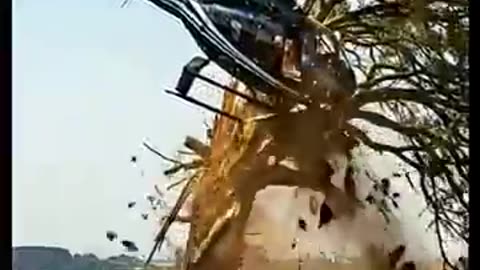 Amazing: CRAZY Pilot Uses Helicopter Like a Giant Chainsaw