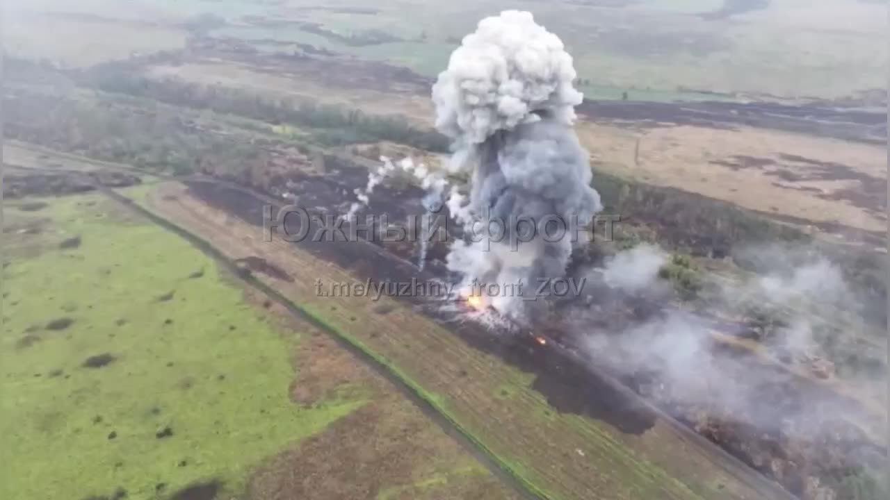 Spectacular Detonation of the Ammunition Load of a Ukrainian BMP-2