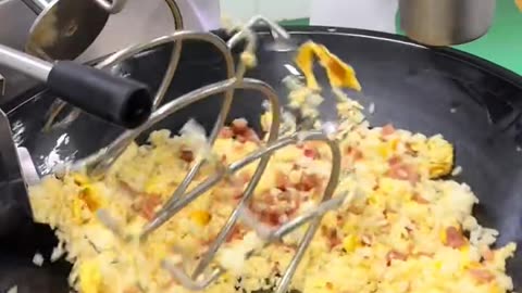 Fried rice making robot