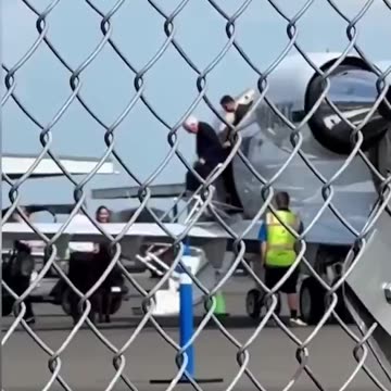 Bernie Sanders and AOC caught flying private jet on taxpayer money.