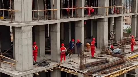 Laughin videos at me