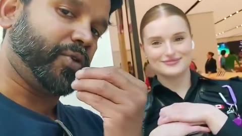 Brwn guy puts a female Toronto Police officer on camera and tries to rizz her up