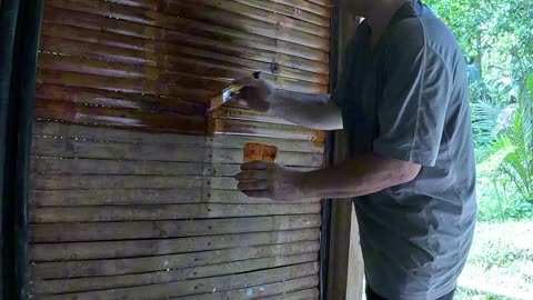 Expat in the Philippines | Fresh Varnish on the Bamboo Wall 🌿✨
