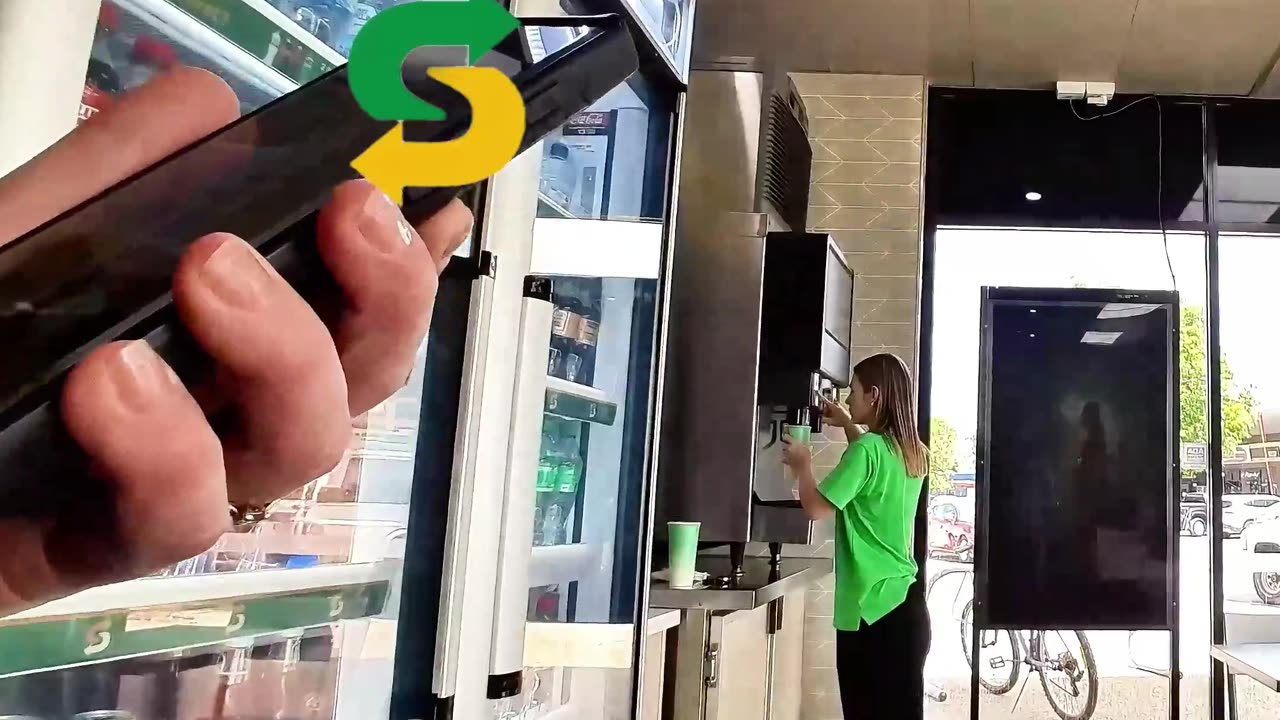 Subway's New Chicken Caesar Wrap 🍗🌯 | App Glitch & Meal Review 🇦🇺