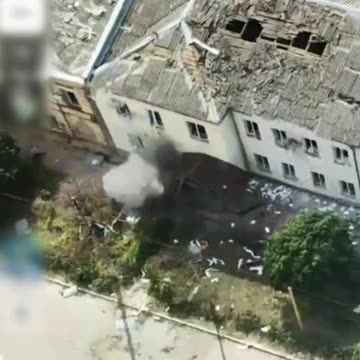 Russian Soldiers Entombed in Basement After Relentless Drone Strikes Seal Off Entrance