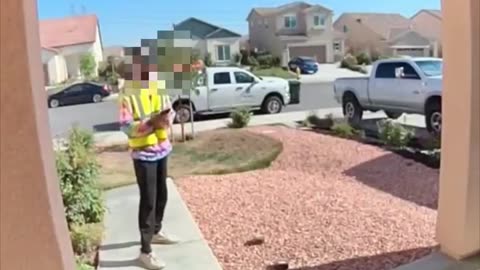Rude delivery driver threw the TV Package and we opened it hd