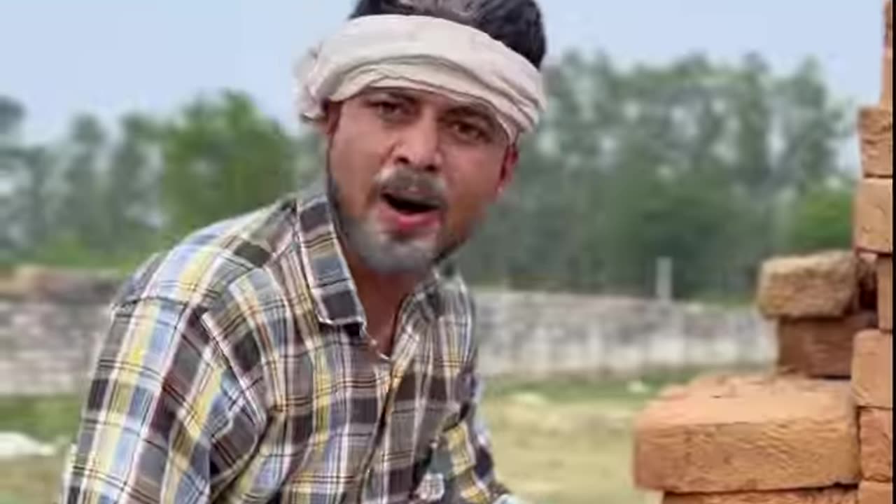 Baap kamaye beta khaye😂