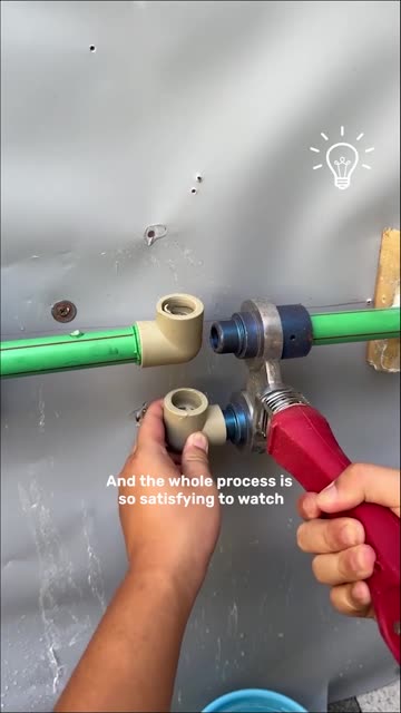 Fixing a water pipe like a pro!.mp4