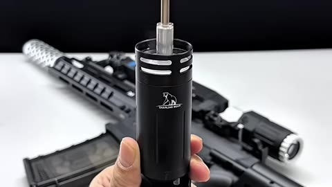 XYL ARP556+Black Bear Tracer. Who needs this for New Year's gift?