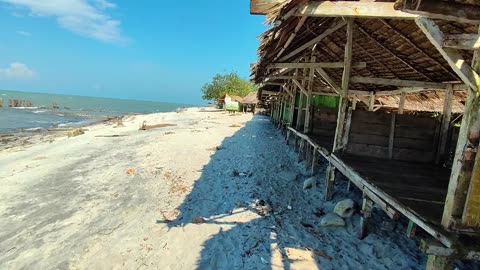 Walking on White Sand Beach – Calm Waves & Ocean Breeze (Part 1)