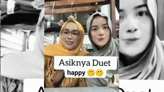 Terlalu Asik Benyanyi Sampai Lupa Tutup Jendela