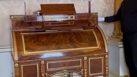 Amazing! A 240-year-old mechanical desk crafted by David Roentgen around 1780.