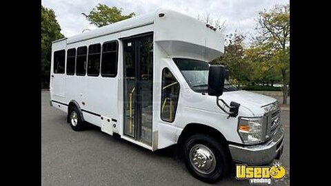 Well Maintained - 2015 Ford E450 Shuttle Bus with Wheelchair Lift for Sale in New York!