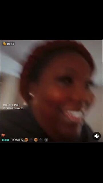 #EBBIMAY MADE U SHOW YO HOUSE TUNAKAY 🤣🏠 #BIGO