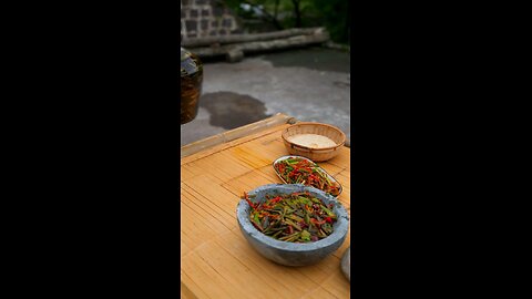 🍛 Authentic Asian Stir-Fry with Garlic Sprouts & Meat 🌱🍖 #HomemadeDelight #EasyCooking #Asian