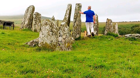 Cairn Holy: Chambered Tomb 6000 yrs Old 🏴󠁧󠁢󠁳󠁣󠁴󠁿