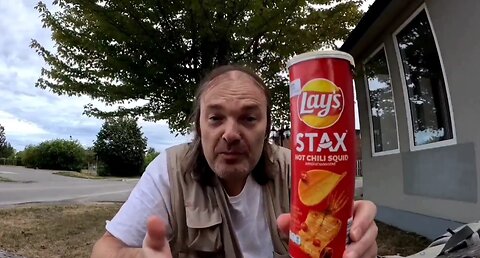Lay's Stax Hot Chili Squid Chips Review