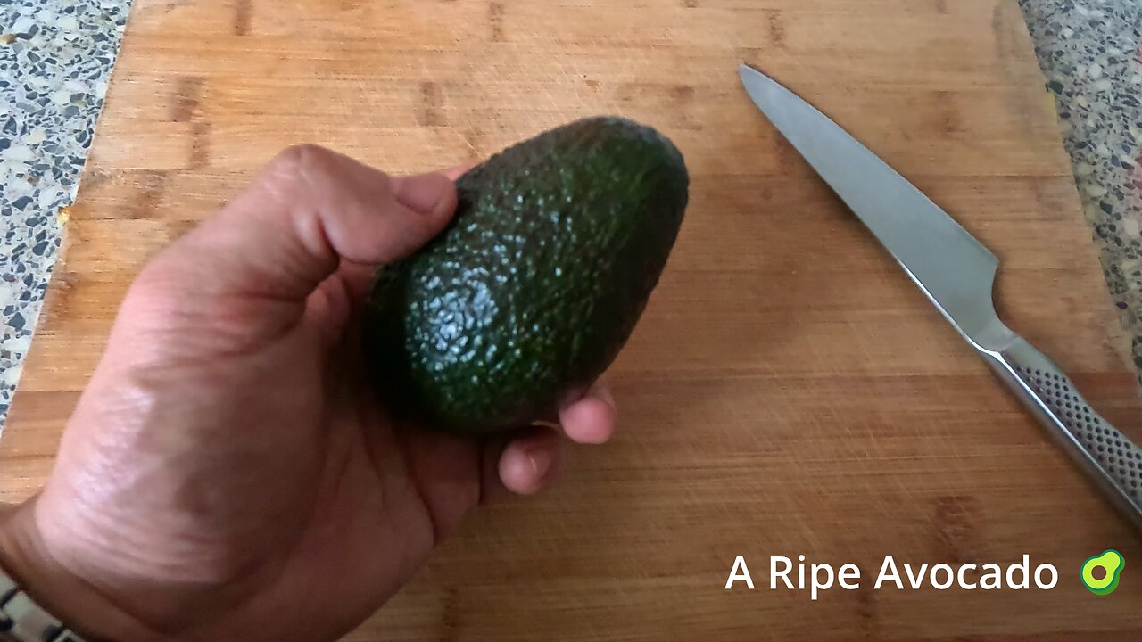 How to Slice an Avocado the Easy Way