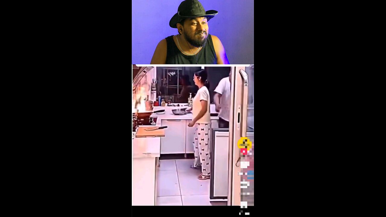 trynottolaughchallange