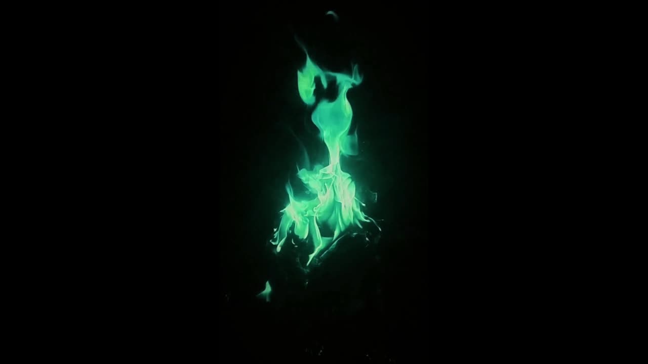 Cruxxx - The last Ember