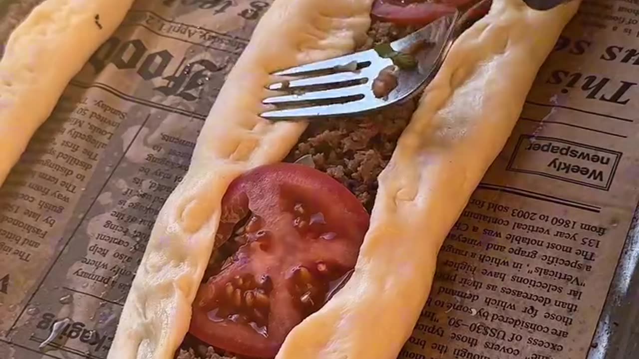 Chapli Kebab Pide