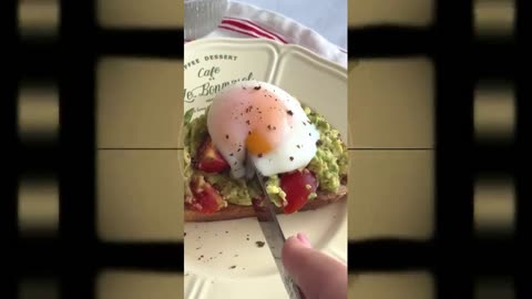 Toast with a poached egg