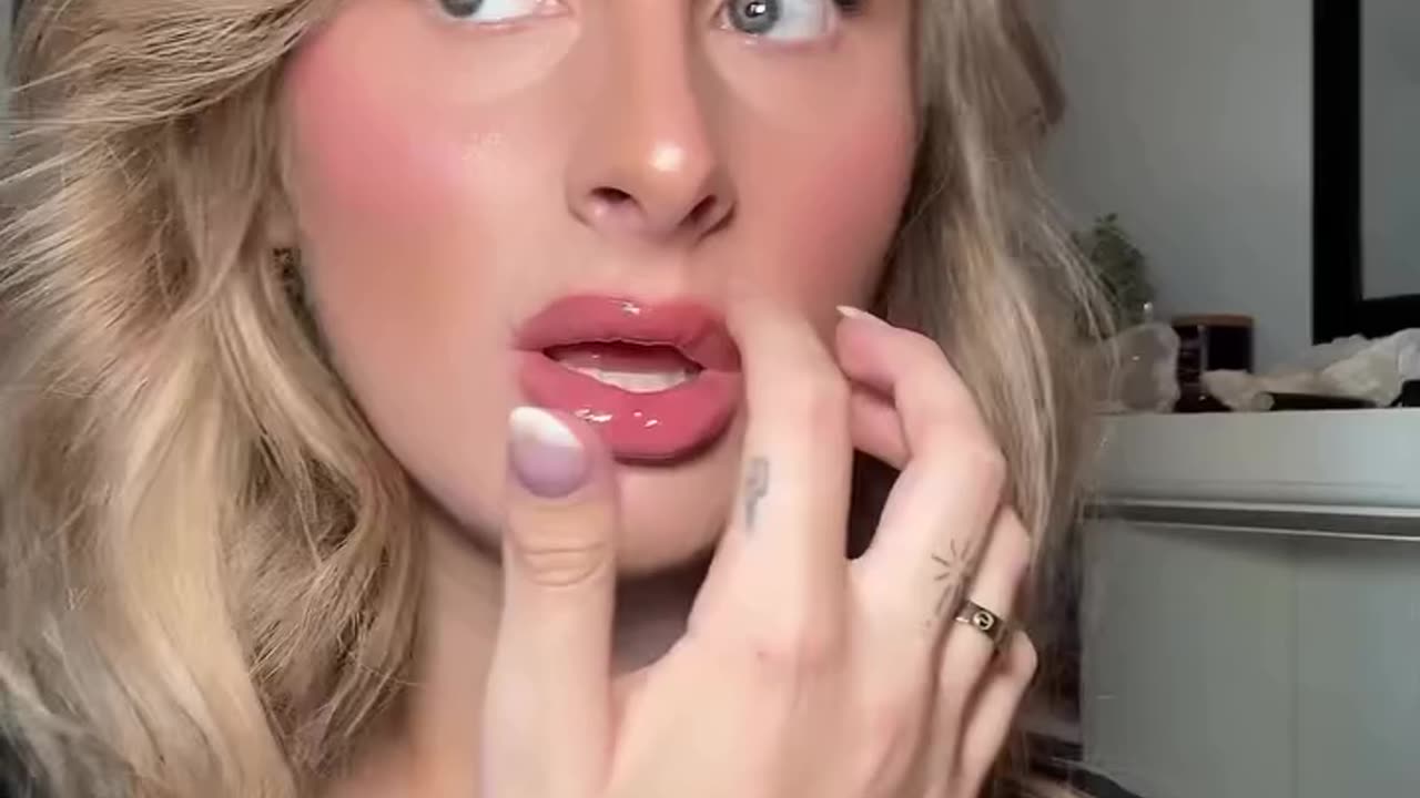 Spectacular face of your tgirl